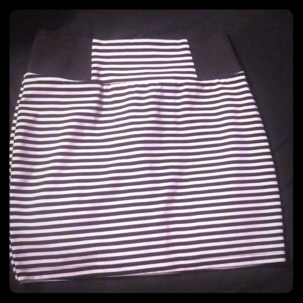 Black and white stripe skirt